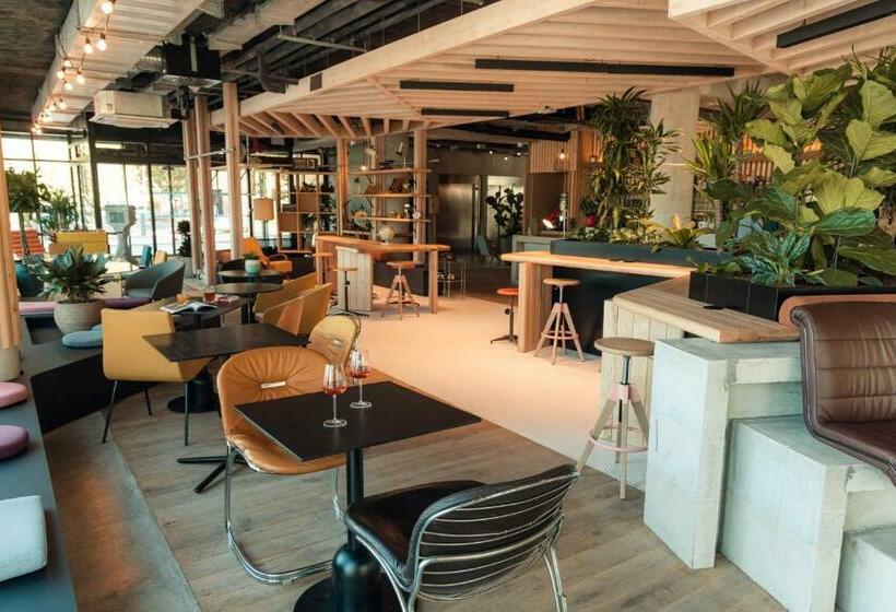 בית מלון כפרי Ibis Budget La Rochelle Centre