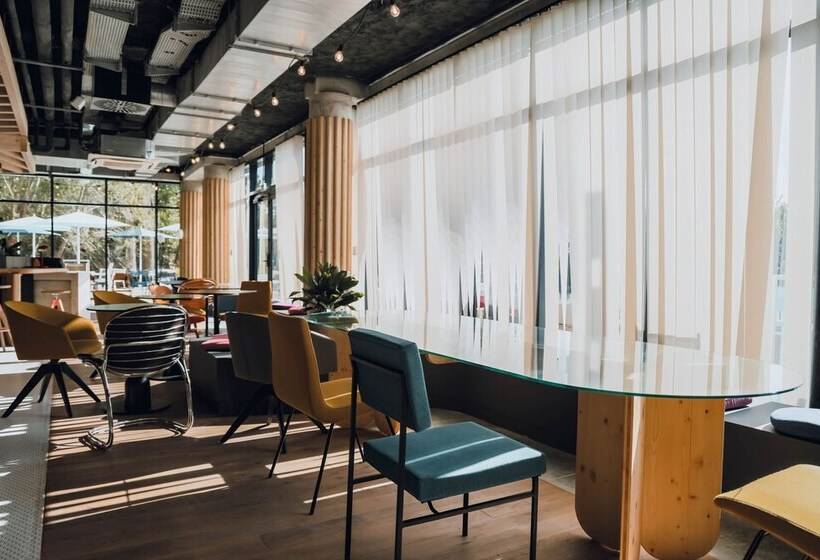 בית מלון כפרי Ibis Budget La Rochelle Centre