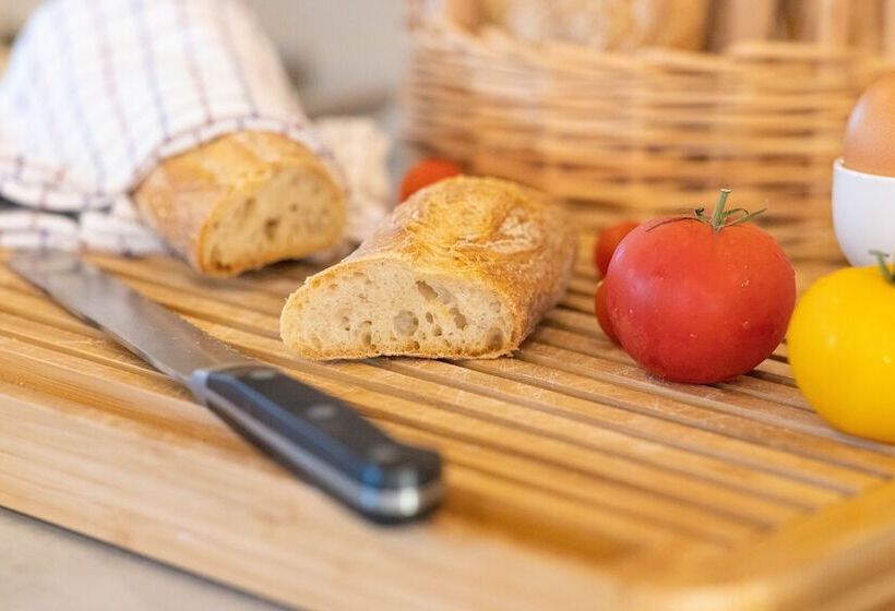 בית מלון כפרי Ibis Budget La Rochelle Centre