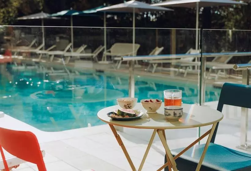 هتل Ibis Budget La Rochelle Centre