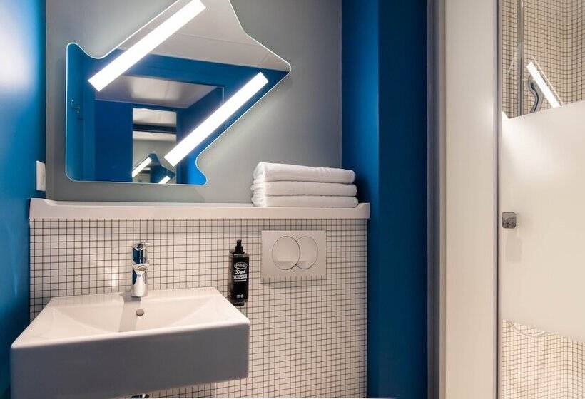 בית מלון כפרי Ibis Budget La Rochelle Centre