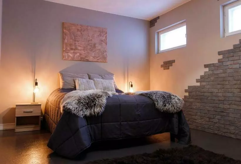 ホテル Johanssonin Talo 1849