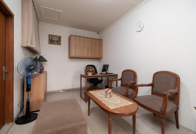 Hotel Koolkost Syariah @ Cempaka Putih