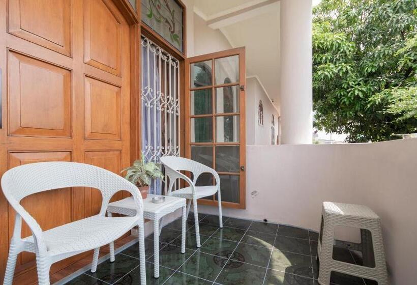 Hotel Koolkost Syariah @ Cempaka Putih