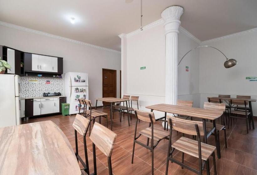 Hotel Koolkost Syariah @ Cempaka Putih