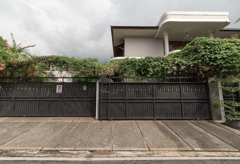 Hotel Koolkost Syariah @ Cempaka Putih