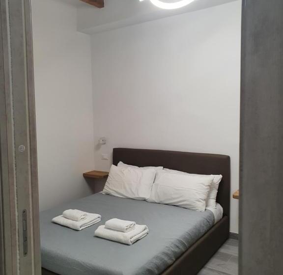 بنسيون 5 Terre Station Rooms