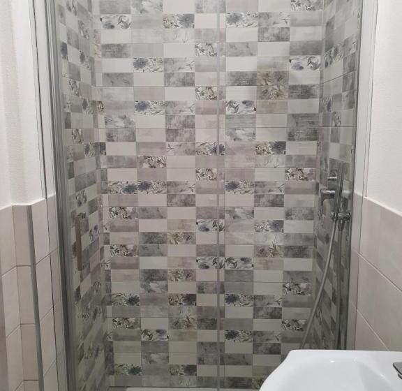 بنسيون 5 Terre Station Rooms