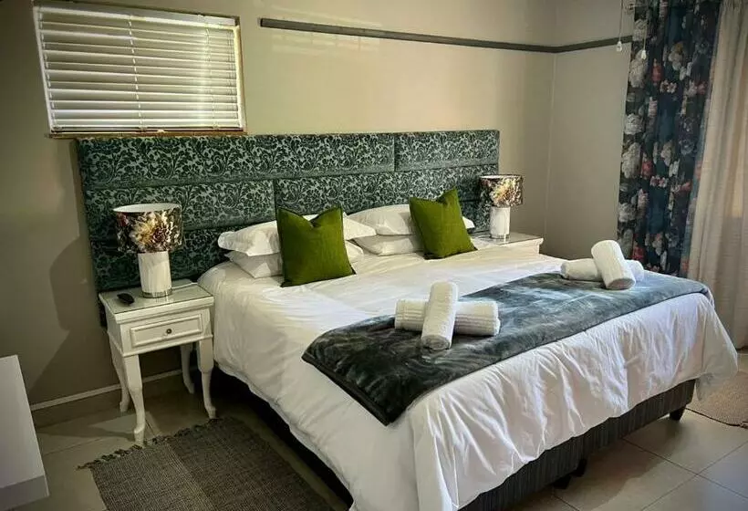 ペンション Lemon Rose Guest House