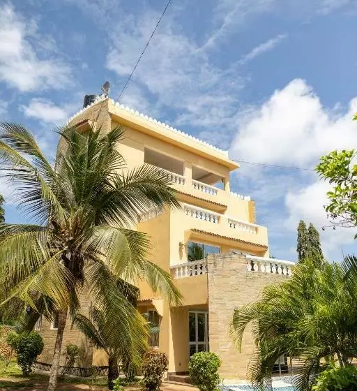 پانسیون Tamasha Luxury Villa   Diani
