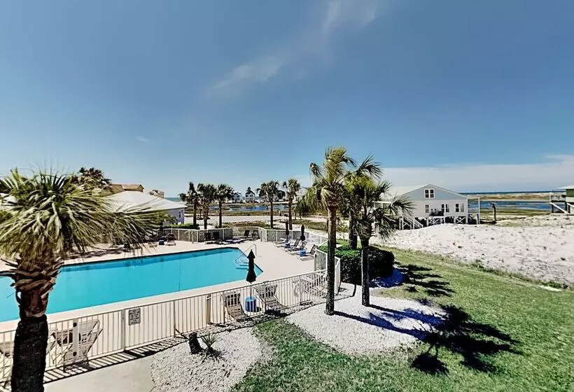 Dunes 307