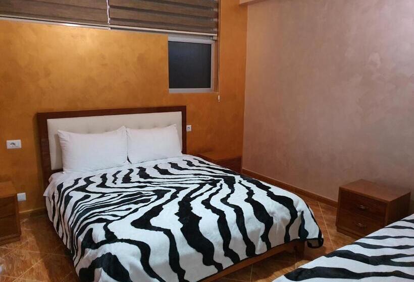 酒店 Kompleksi Gjoni