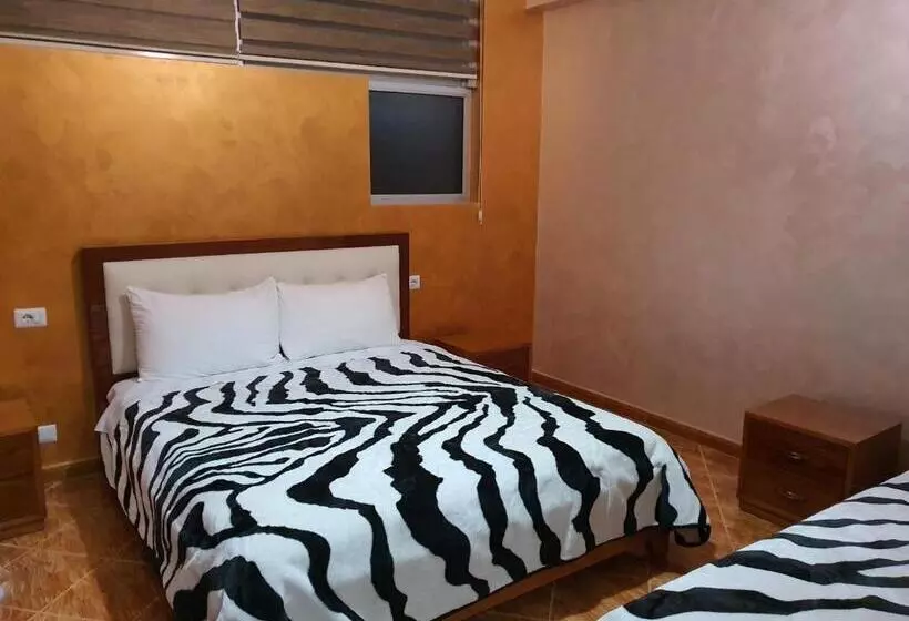 هتل Kompleksi Gjoni