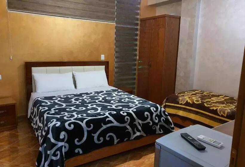 هتل Kompleksi Gjoni