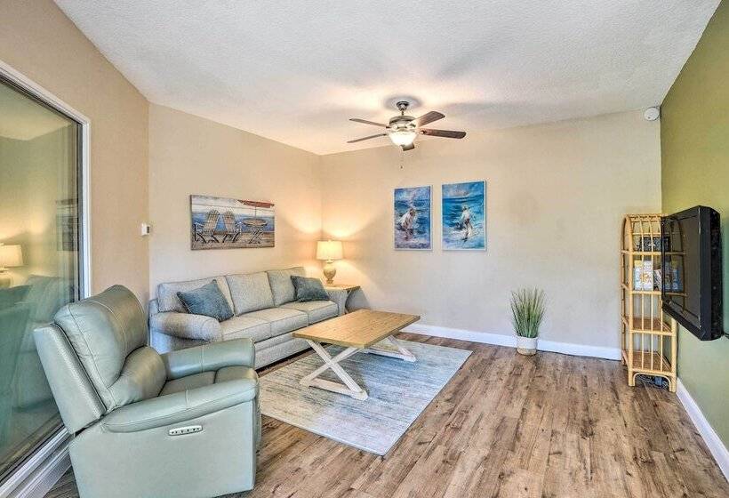 Pet Friendly New Smyrna Apartment: Walk To Beach!
