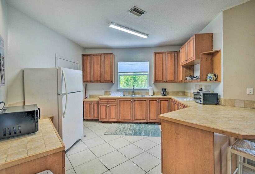 Pet Friendly New Smyrna Apartment: Walk To Beach!