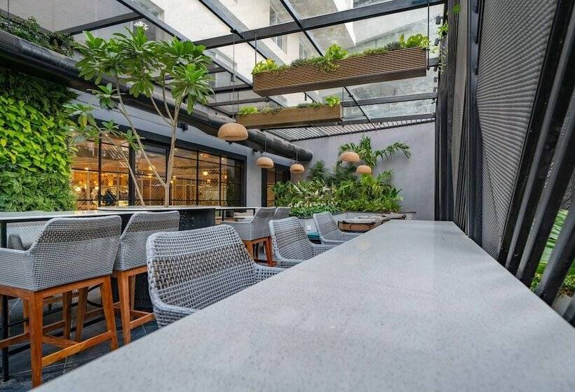 בית מלון כפרי Deccan Serai Grandé , Gachibowli, Hyderabad