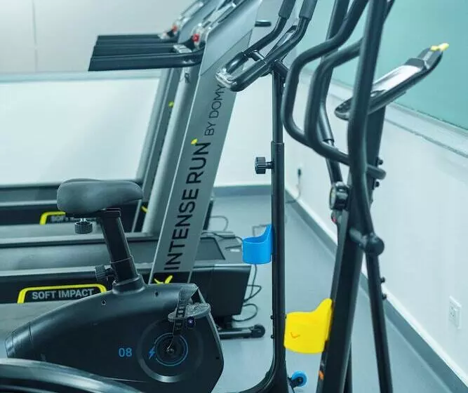 ホテル Deccan Serai Grandé , Gachibowli, Hyderabad