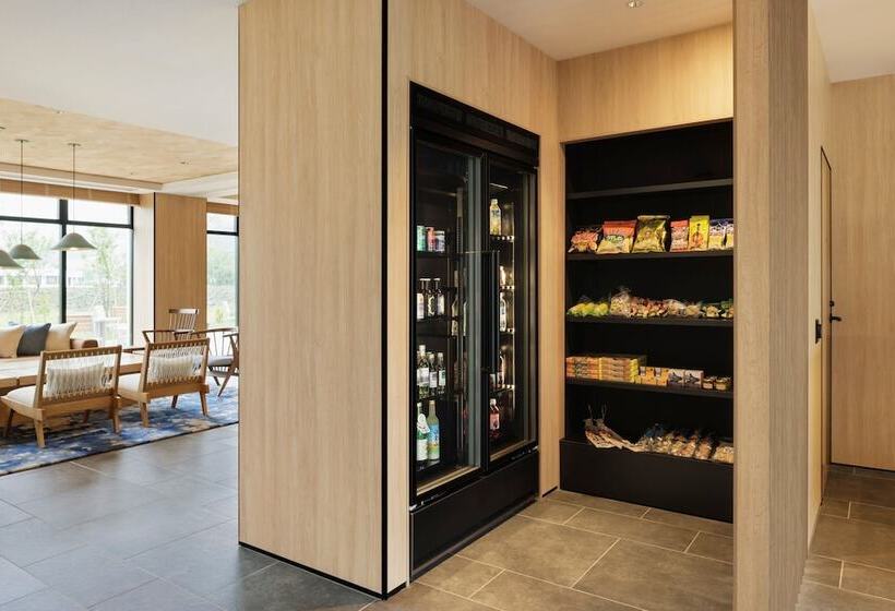 Hotel Fairfield By Marriott Hokkaido Minamifurano