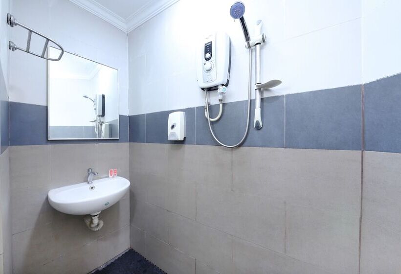 Hotel Oyo 90623 Thank Q Inn 3