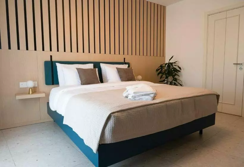 هتل Townhouse17 Boutique Bed & Breakfast