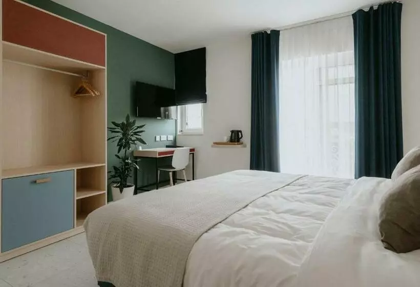 هتل Townhouse17 Boutique Bed & Breakfast