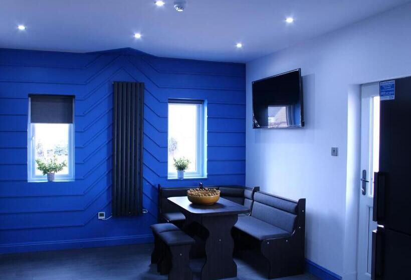 Cb Stays   Tranquil Studio Retreats With Ensuite & Kitchenette In Peterborough