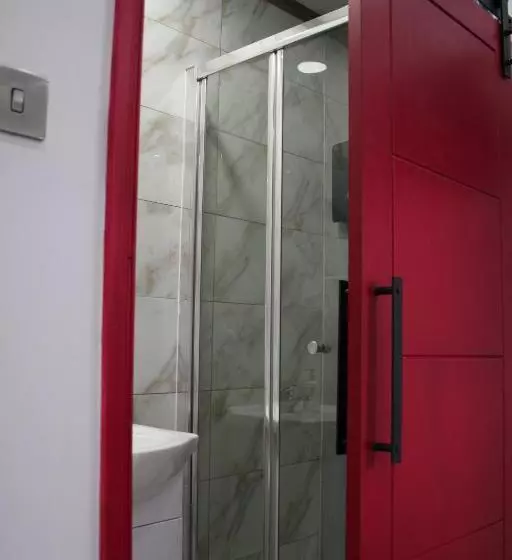 Cb Stays   Tranquil Studio Retreats With Ensuite & Kitchenette In Peterborough