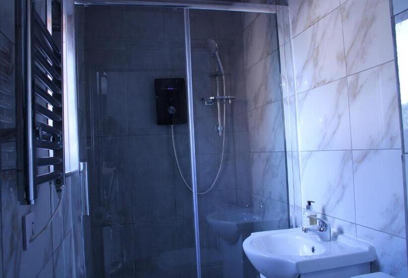 Cb Stays   Tranquil Studio Retreats With Ensuite & Kitchenette In Peterborough