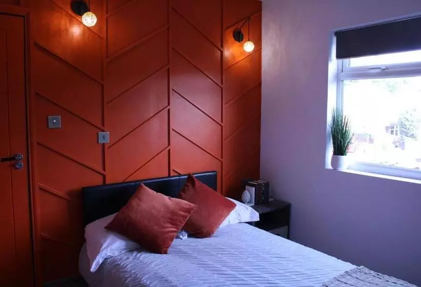 Cb Stays   Tranquil Studio Retreats With Ensuite & Kitchenette In Peterborough