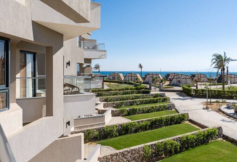 استراحتگاه Matarma Beach Residence