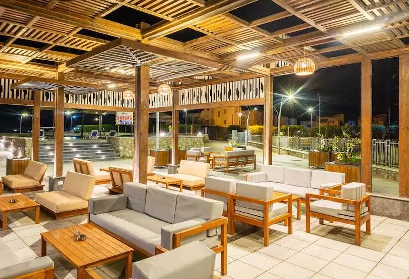 استراحتگاه Matarma Beach Residence