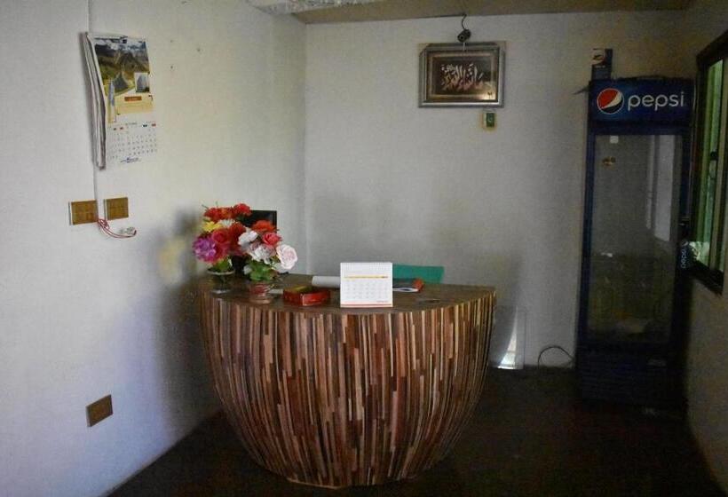 هتل Murree Village Guest House