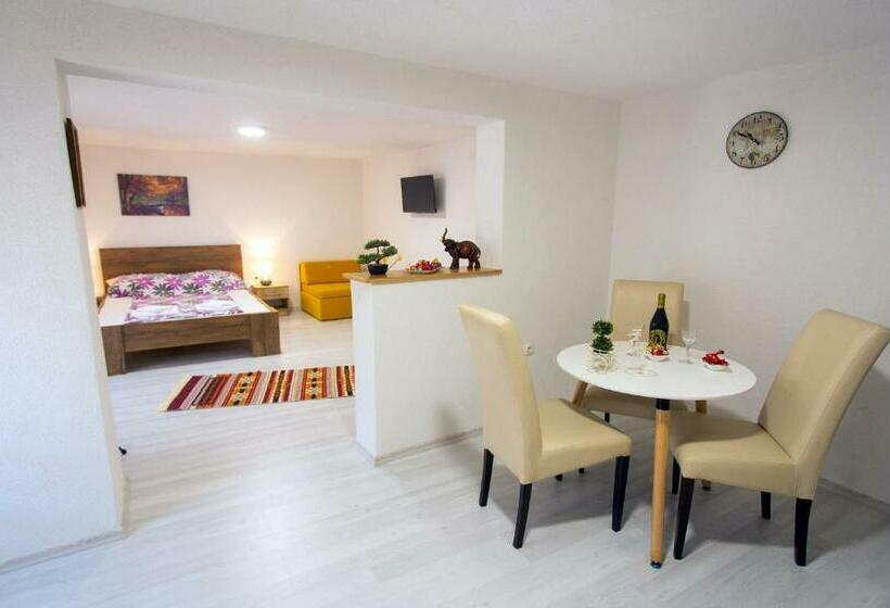 پانسیون Apartments Daris