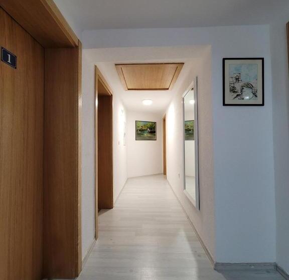 پانسیون Apartments Daris