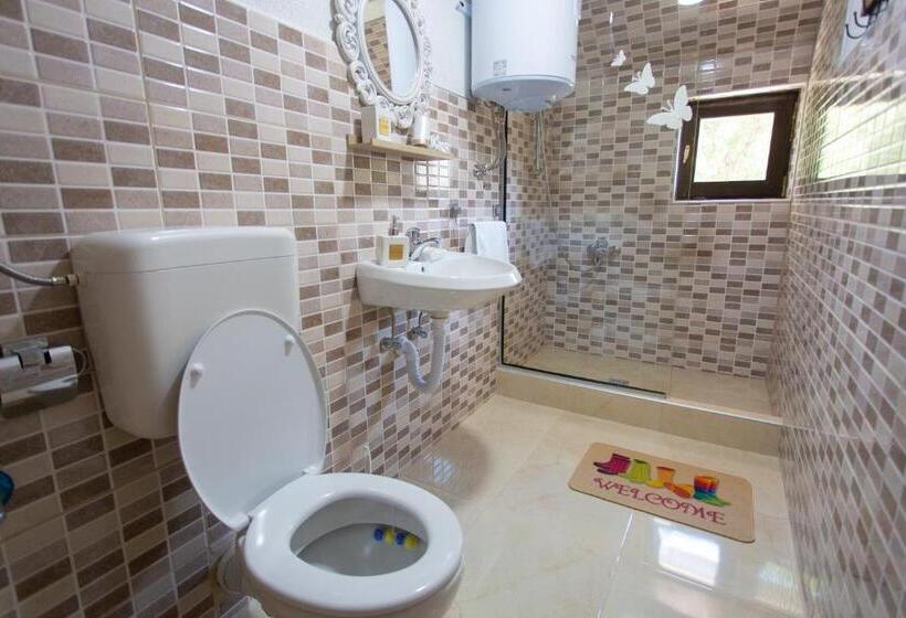 پانسیون Apartments Daris