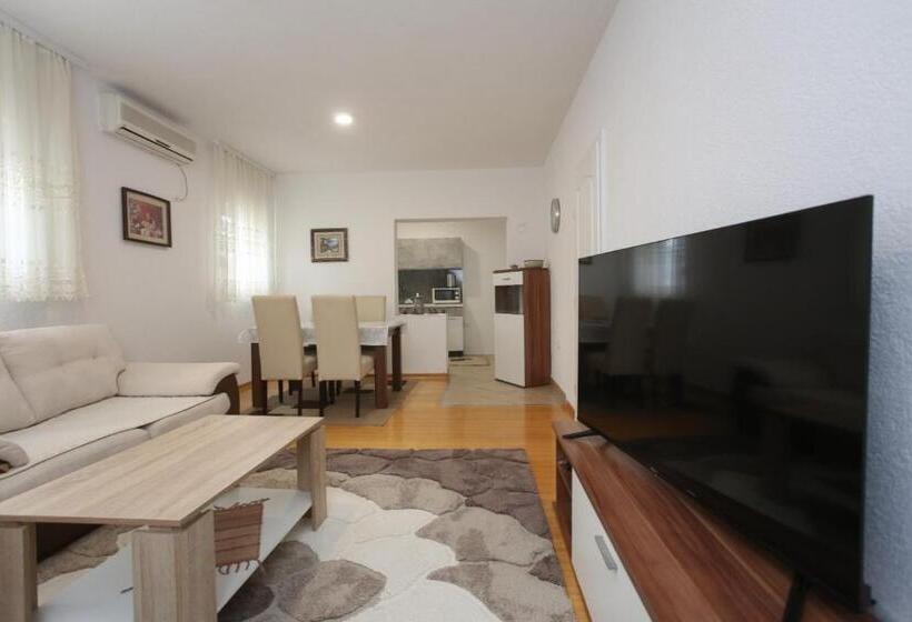 پانسیون Apartments Daris