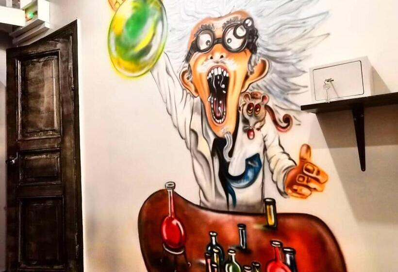 Yourhostel университет