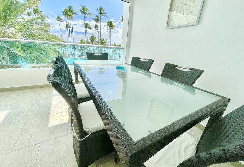 2 Bedroom At The Marbella Towers Beachfront