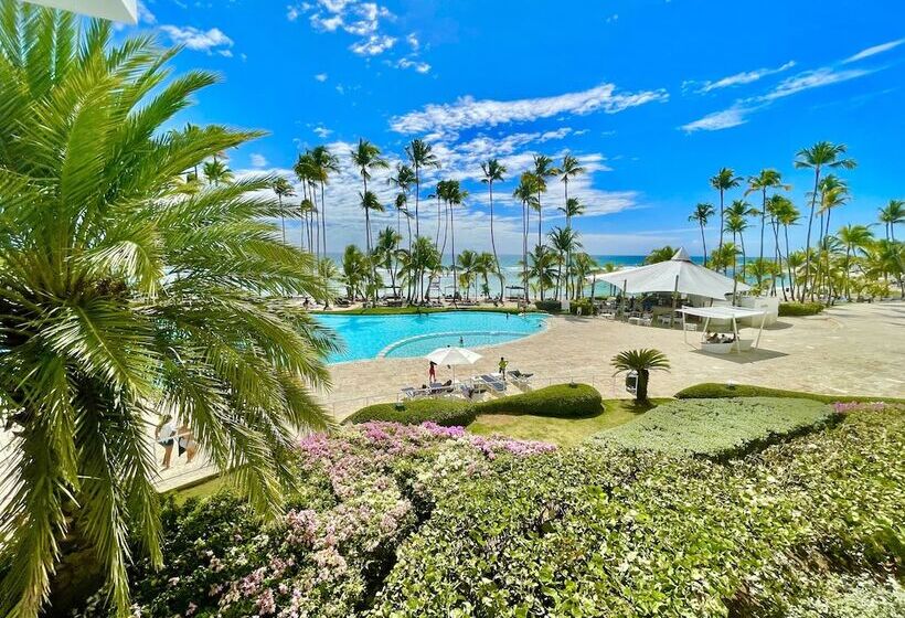 2 Bedroom At The Marbella Towers Beachfront