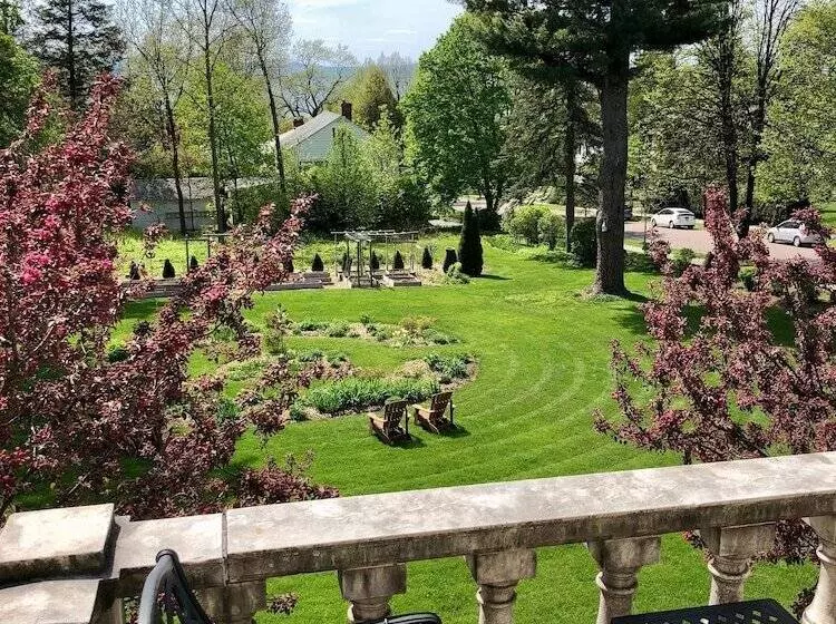 Retkeilymaja Blind Tiger Burlington