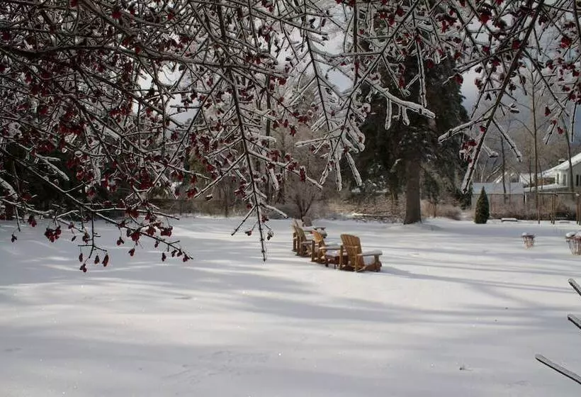 Retkeilymaja Blind Tiger Burlington