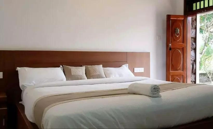 Cassells Jungle Resorts Thekkady