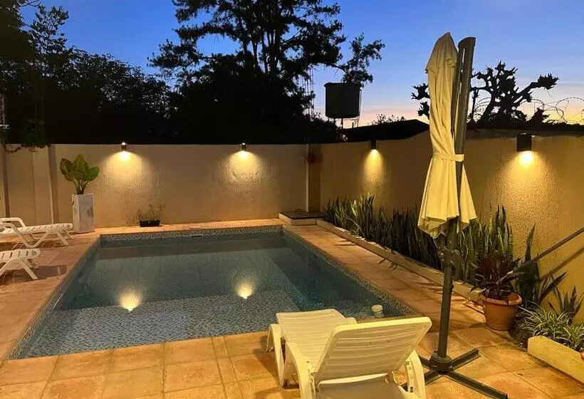 Colibrí Hostel