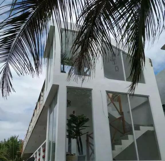 Damara Beachfront Resort