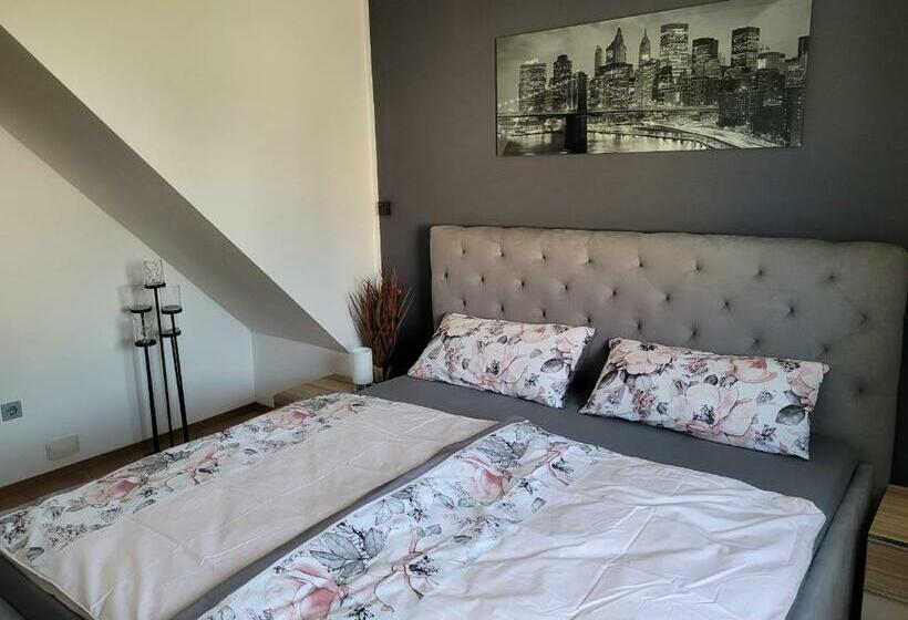 Ferienwohnung Melanie Wackersdorf