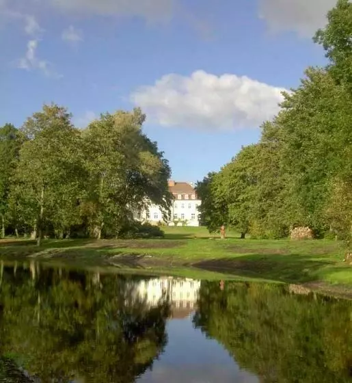 ホテル Schloss Zinzow