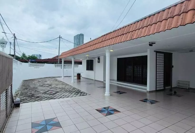 Malacca Town Tranquerah Cluster Home