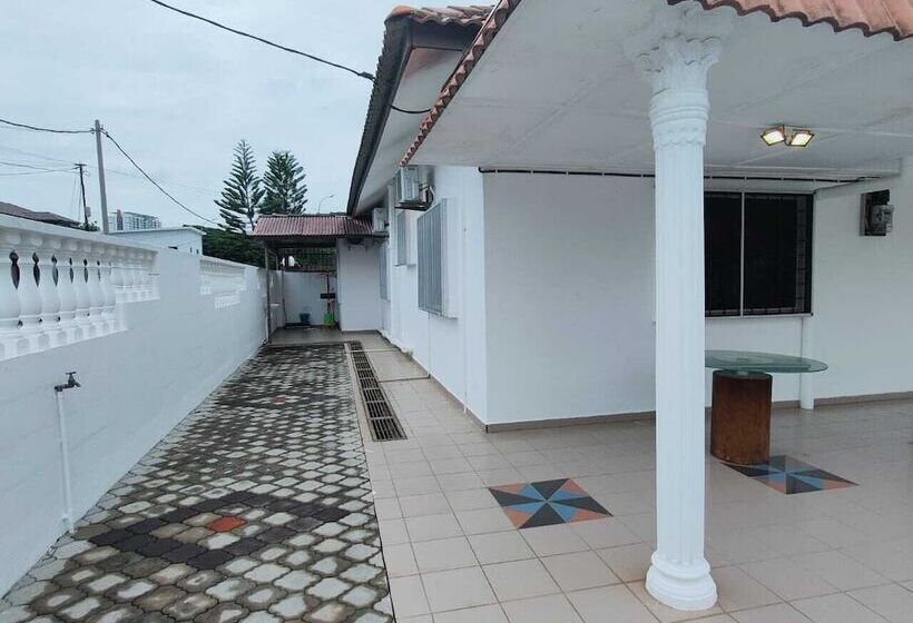 Malacca Town Tranquerah Cluster Home