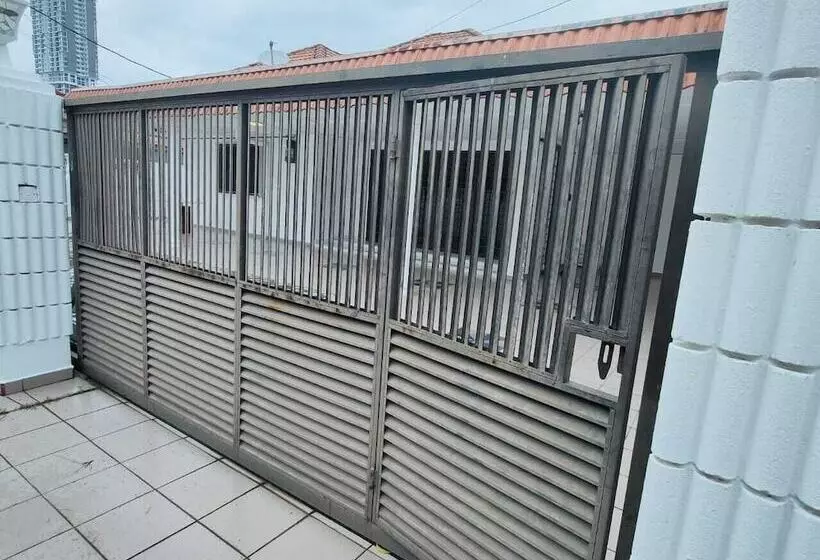 Malacca Town Tranquerah Cluster Home